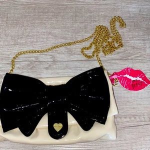 Betsy Johnson bow purse
